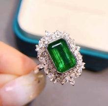 Load image into Gallery viewer, 3.64ct Muzo Green Emerald
