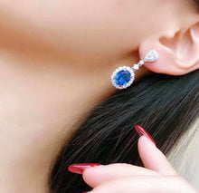 Load image into Gallery viewer, 9.23ct Cornflower Blue Sapphire
