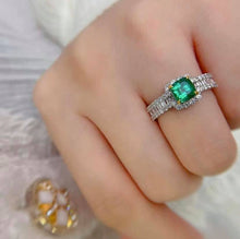 Load image into Gallery viewer, 1ct MUZO Green Emerald
