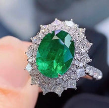 Load image into Gallery viewer, 3.02ct Vivid Green Emerald
