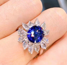 Load image into Gallery viewer, 3.5ct Unheated Royal Blue Sapphire
