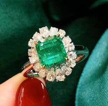 Load image into Gallery viewer, 2.15ct Vivid Green Emerald
