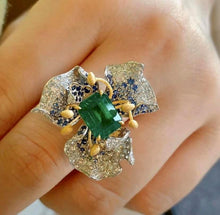 Load image into Gallery viewer, 2.2ct Vivid Green Emerald
