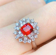 Load image into Gallery viewer, 1.03ct Unheated Burma Jedi Spinel
