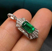 Load image into Gallery viewer, 1.26ct Vivid Green Emerald
