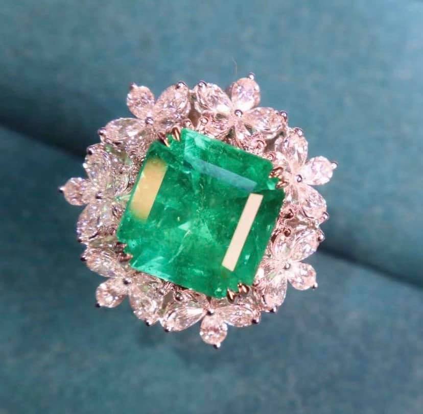 6.24ct Intense Green Emerald