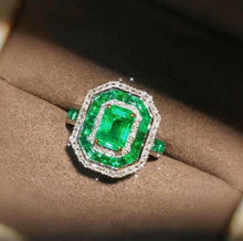 Load image into Gallery viewer, 1.4ct Vivid Green Emerald
