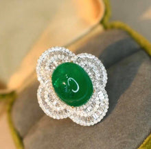 Load image into Gallery viewer, 9.9-10.3ct MUZO Green Emerald
