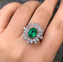 Load image into Gallery viewer, 1.82ct Vivid Green Emerald
