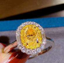 Load image into Gallery viewer, 1.015ct Yellow Diamond
