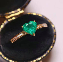 Load image into Gallery viewer, 1.1ct Muzo Green Emerald
