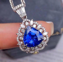 Load image into Gallery viewer, 3.2ct Unheated Royal Blue Sapphire
