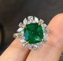 Load image into Gallery viewer, 2.78ct Vivid Green Emerald
