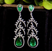 Load image into Gallery viewer, 5.21ct Vivid Green Emerald
