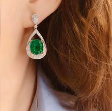 Load image into Gallery viewer, 6.98ct Vivid Green Emerald

