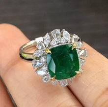 Load image into Gallery viewer, 2.78ct Vivid Green Emerald
