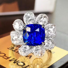 Load image into Gallery viewer, 5.13ct Royal Blue Sapphire
