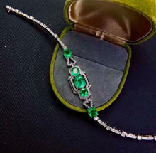 Load image into Gallery viewer, 8.23ct Vivid Green Emerald
