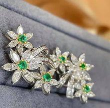Load image into Gallery viewer, Vivid Green Emerald
