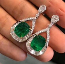 Load image into Gallery viewer, 6.98ct Vivid Green Emerald
