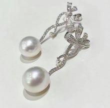 Load image into Gallery viewer, 2.5-3mm Akoya Pearls, 12-13mm Aurora Australian White South Sea Pearl
