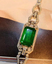 Load image into Gallery viewer, 8.26ct Vivid Green Emerald
