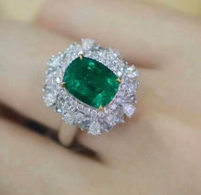 Load image into Gallery viewer, 2.136ct Vivid Green Emerald
