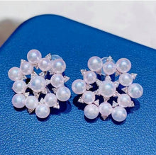 Load image into Gallery viewer, 3.5-4 &amp; 4-4.5mm Akoya Pearls. Pink undertones!
