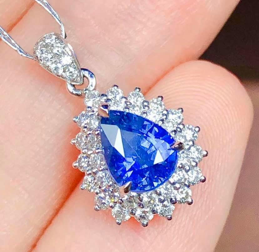 1.31ct Unheated Cornflower Blue Sapphire