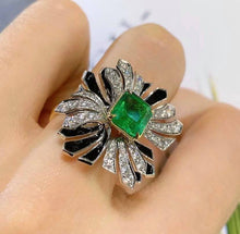 Load image into Gallery viewer, 1.754ct Vivid Green Emerald
