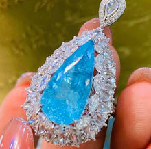 Load image into Gallery viewer, 5.25ct Neon Blue Paraiba
