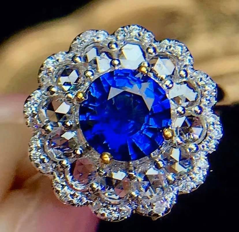 1.42ct Unheated Royal Blue Sapphire