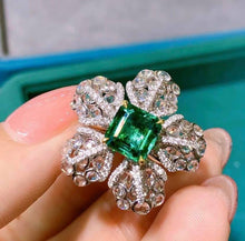 Load image into Gallery viewer, 2.1ct Vivid Green Emerald
