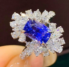 Load image into Gallery viewer, 2.25ct Cornflower Blue Sapphire
