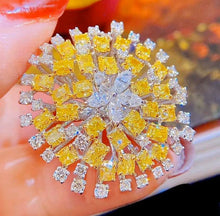 Load image into Gallery viewer, 3.6ct Fancy Yellow Diamond
