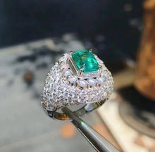 Load image into Gallery viewer, 2.134ct COLUMBIA Vivid Green Emerald, GLASSY LOOK!!!
