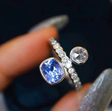 Load image into Gallery viewer, 1.58ct Unheated Cornflower Blue Sapphire &amp; 1.37ct Unheated Padparadscha Sapphire
