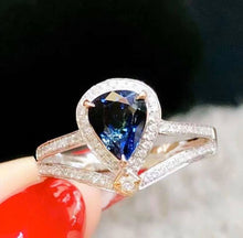 Load image into Gallery viewer, 1.15ct Blue Sapphire
