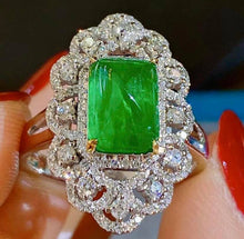 Load image into Gallery viewer, 2.4ct Vivid Green Emerald
