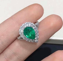 Load image into Gallery viewer, 1.9ct Vivid Green Emerald
