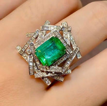 Load image into Gallery viewer, 2.36ct Vivid Green Emerald
