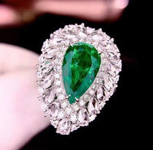 Load image into Gallery viewer, 2.42ct COLOMBIA Vivid Green Emerald
