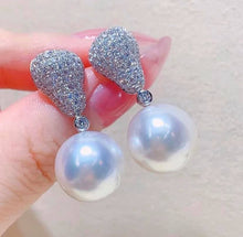 Load image into Gallery viewer, 13-14mm VENUS GRADE Aurora Australian White South Sea Pearl, Full Round, Flawless! THICK nacre!!!
