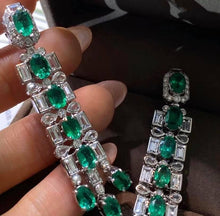 Load image into Gallery viewer, 8.5ct Vivid Green Emerald
