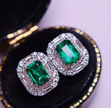 Load image into Gallery viewer, 1.9ct MUZO Green Emerald, INSIGNIFICANT OIL
