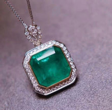 Load image into Gallery viewer, 6.8ct Vivid Green Emerald
