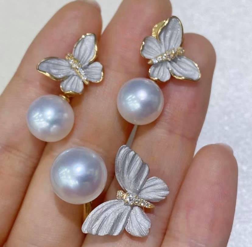 10-11mm South Sea Pearls (Earring), 11-12mm South Sea Pearls (Ring) | FULL ROUND, FLAWLESS, EXCELLENT LUSTER