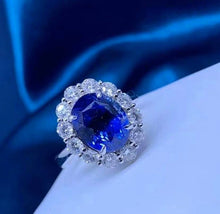 Load image into Gallery viewer, 5.6ct Royal Blue Sapphire
