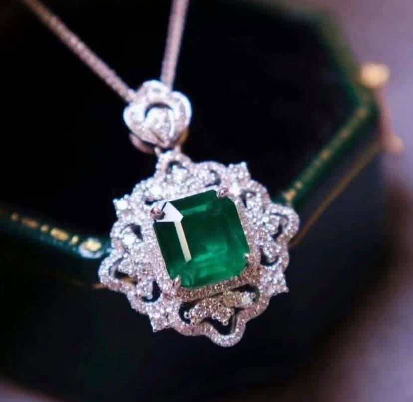 2.3ct MUZO Green Emerald