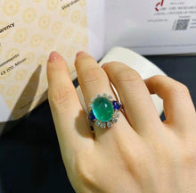 Load image into Gallery viewer, 7.77ct Vivid Green Emerald

